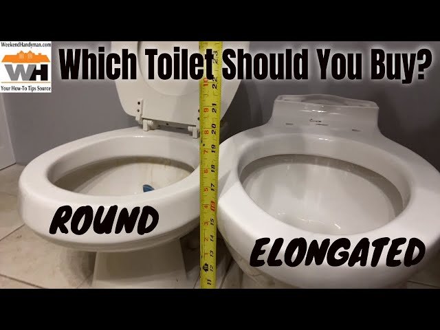 Three different styles of white porcelain toilets arranged neatly in a bright bathroom showroom.
